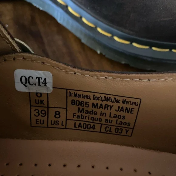 NEW IN BOX - Dr. Martens Dark Brown Leather Mary Jane Shoes - Picture 3 of 4
